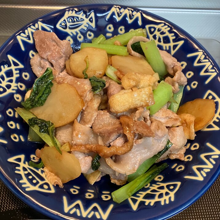 豚肉とジャガイモと油揚げと小松菜の甘辛炒め^_^